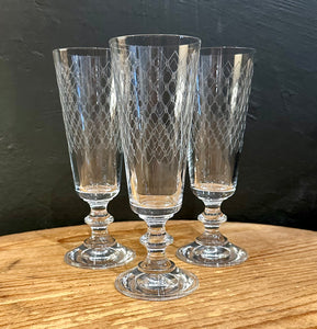 France 'Fishnet' Champagne Glasses Set4