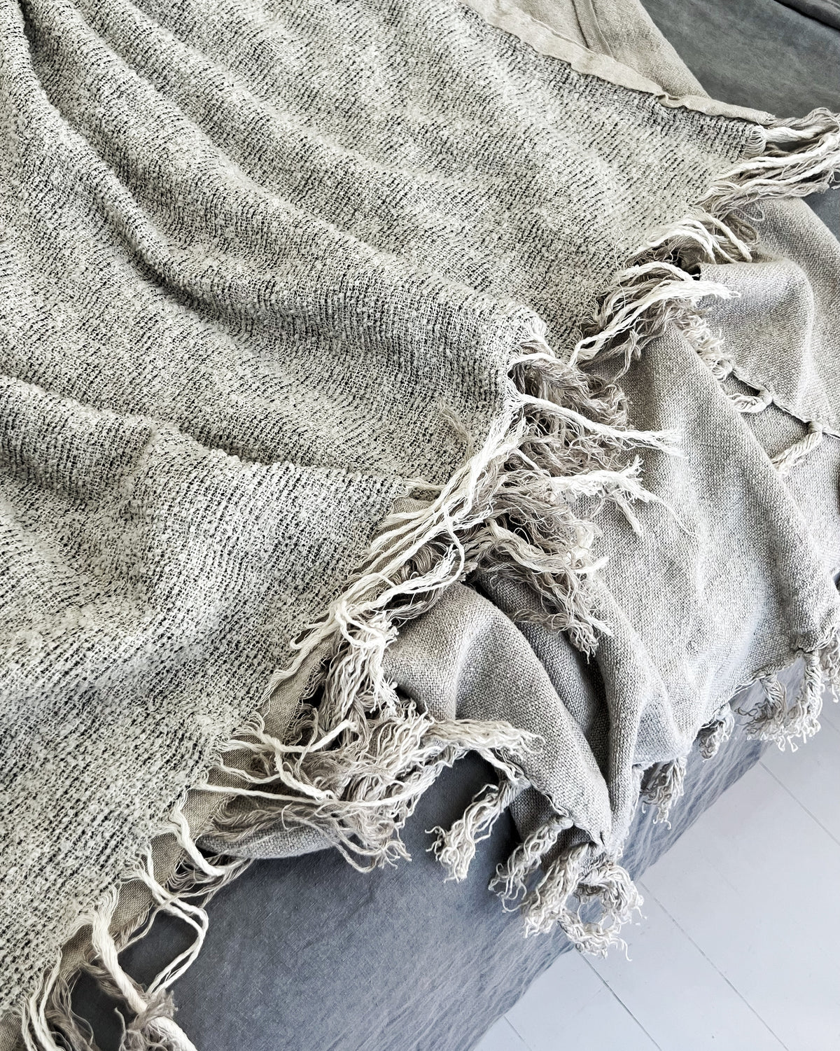 Neve Linen Throw