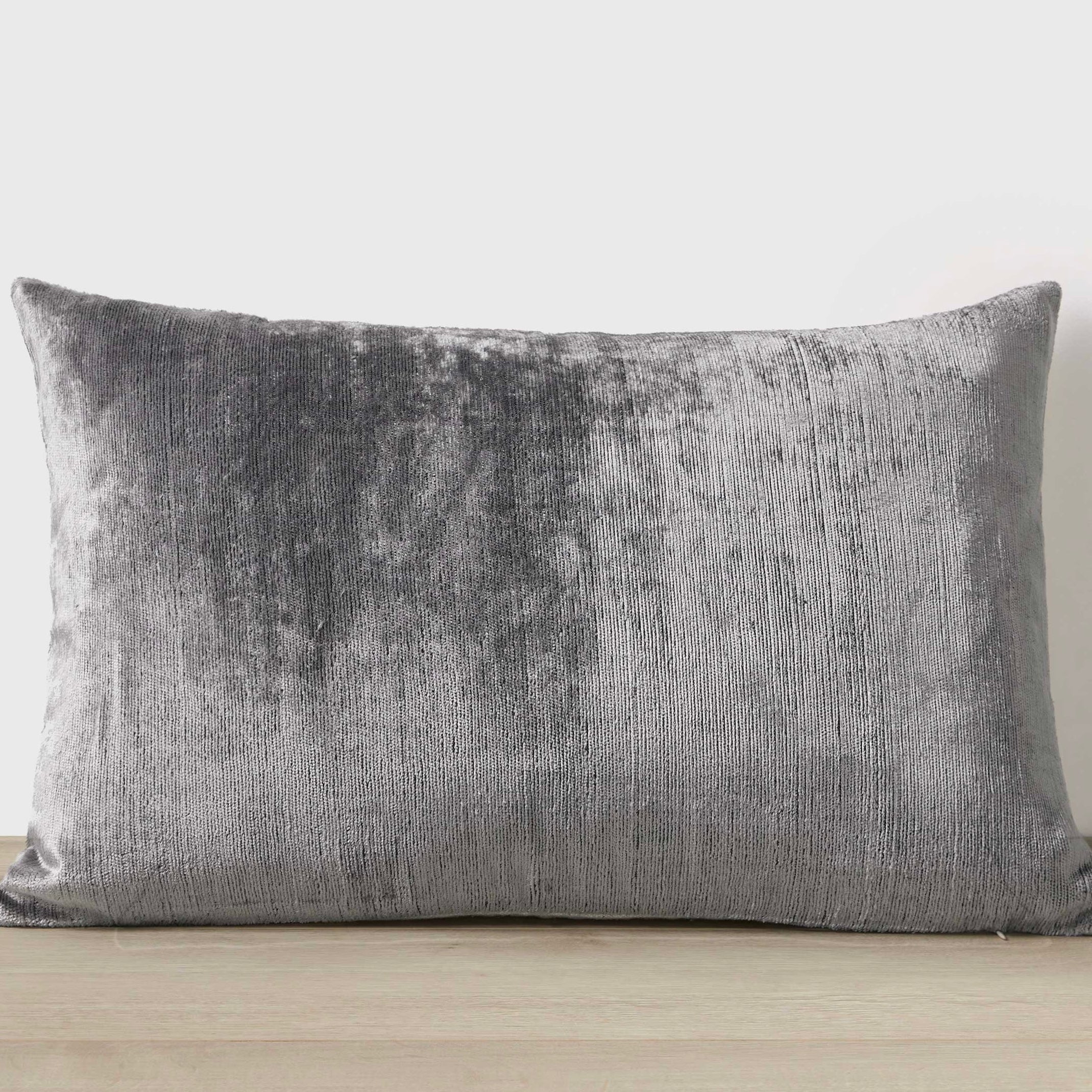 Talik Velvet Cushion Rectangle