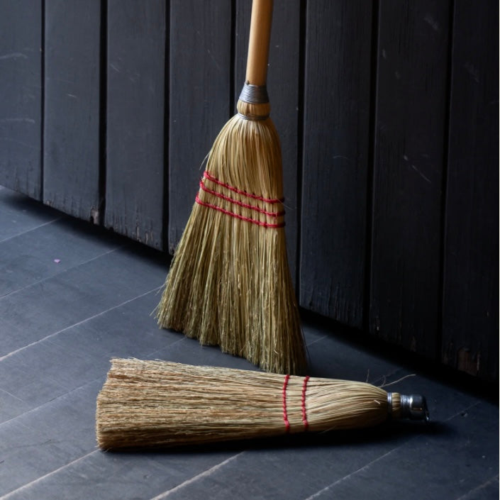 Tumut Whisk Broom