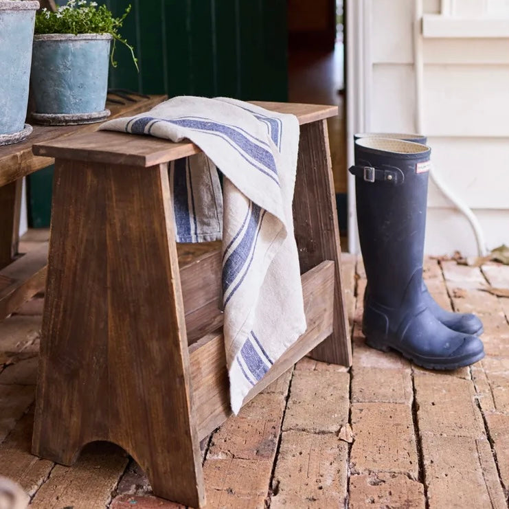 Magazine Holder Stool