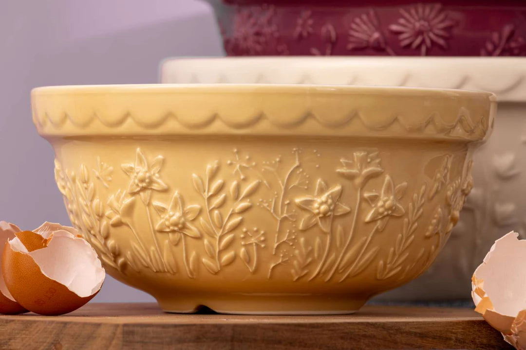 Mason Cash Meadow Daffodil Mixing Bowl