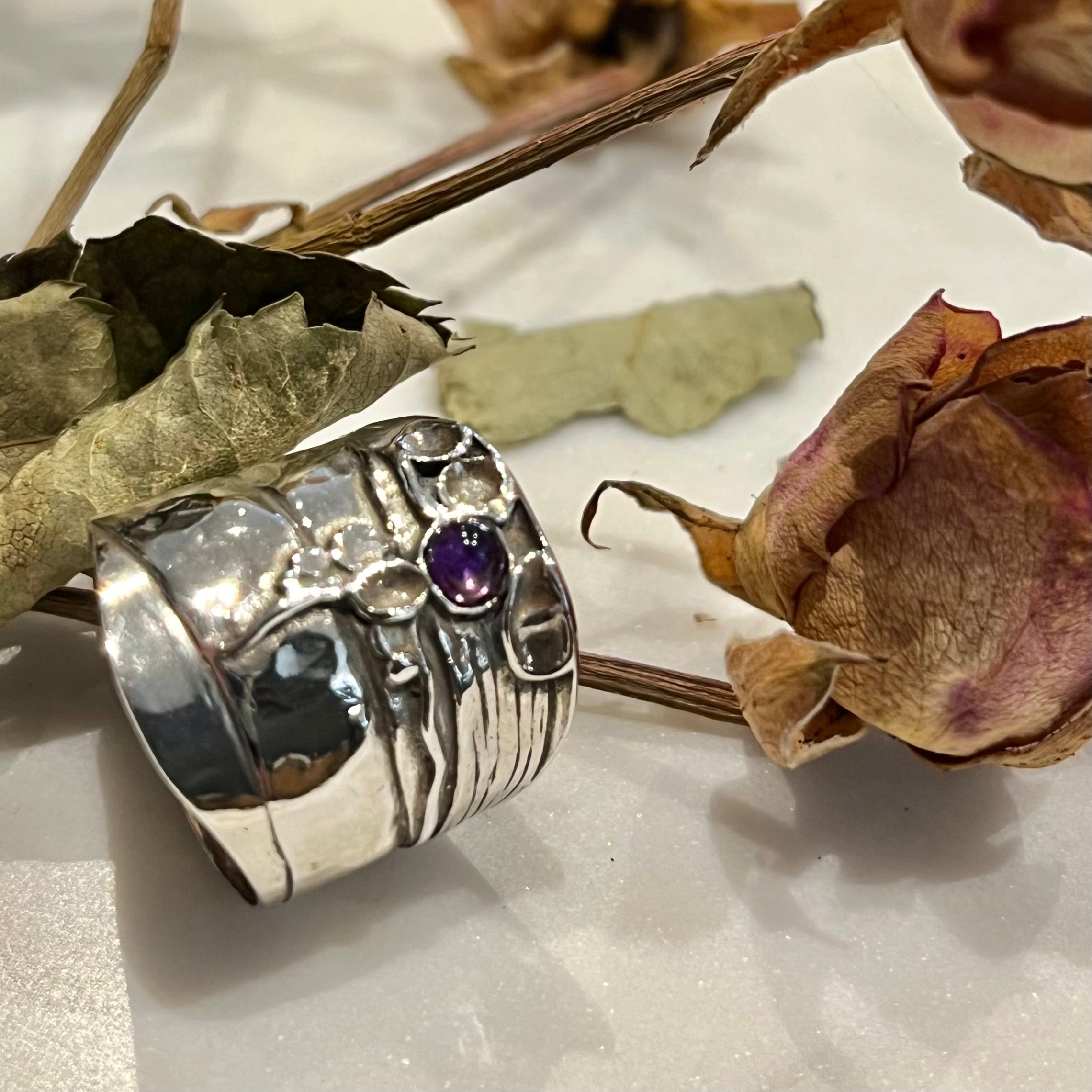 Oxidised Amethist Ring