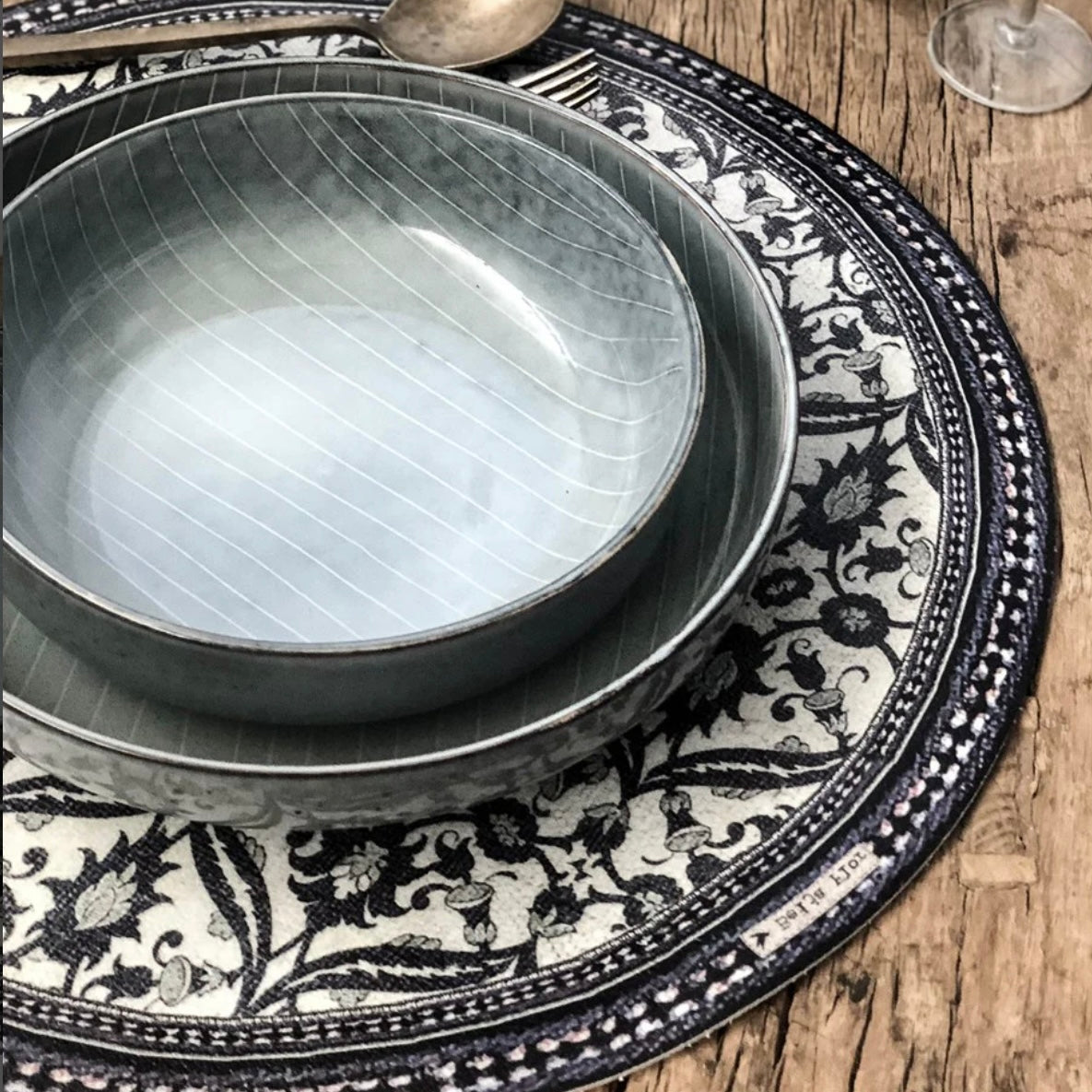 Beija Bohemian Garden Winter Placemat Round