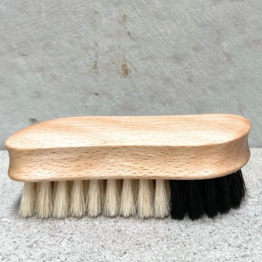 Sneaker brush