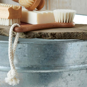Redecker Beechwood Face Brush