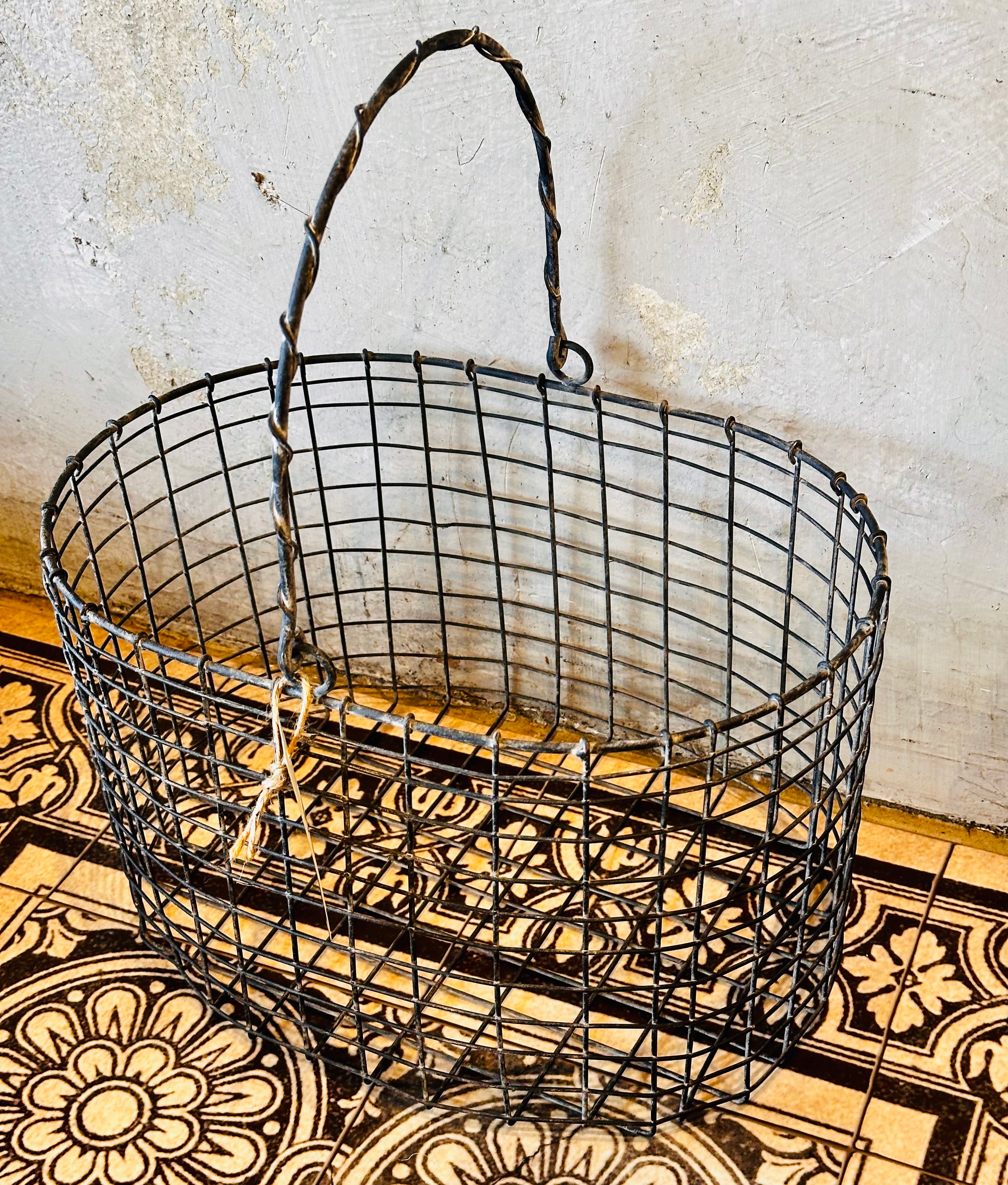 Large Wire Basket with Handle
