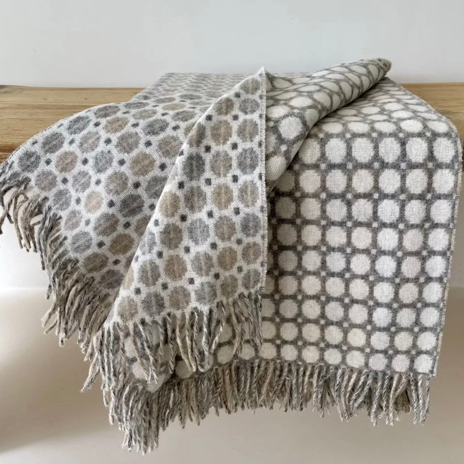Bronte Milan Throw Grey